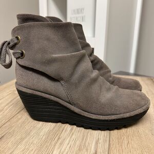 FLY London Boots Yama Wedge Ankle Booties EU 37 US 6.5/7 Grey Suede Slouchy Boot